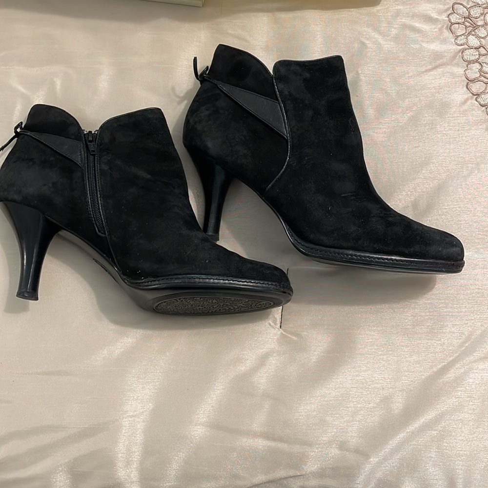 Sofft Black Suede Heeled Ankle Boots - Picture 2 of 8